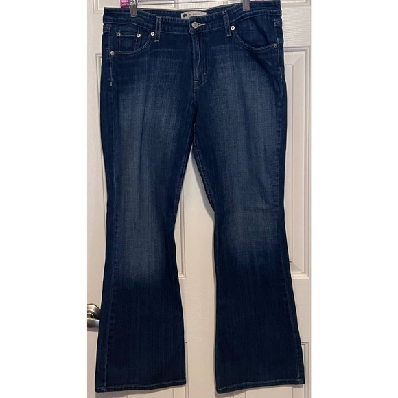 Levi's Women's 518 Superlow Flare Jeans Size 13M 30" Inseam x 17" Waist x 9 1/2" - Picture 1 of 6